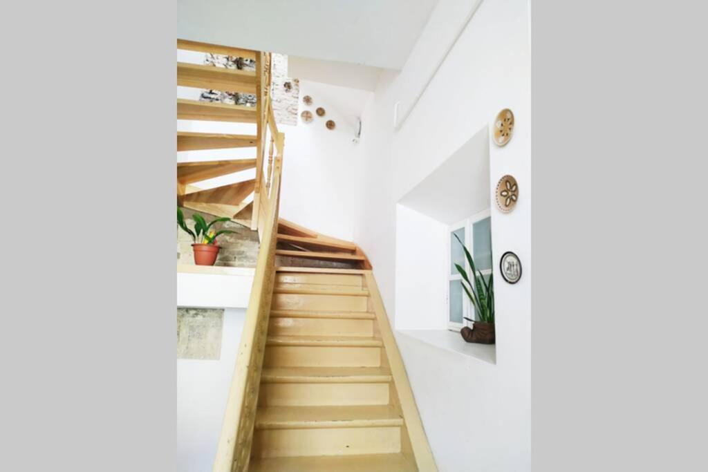 Private Sauna & 4 Bedrooms Old Town Rooftop Apartment VNO Esterno foto