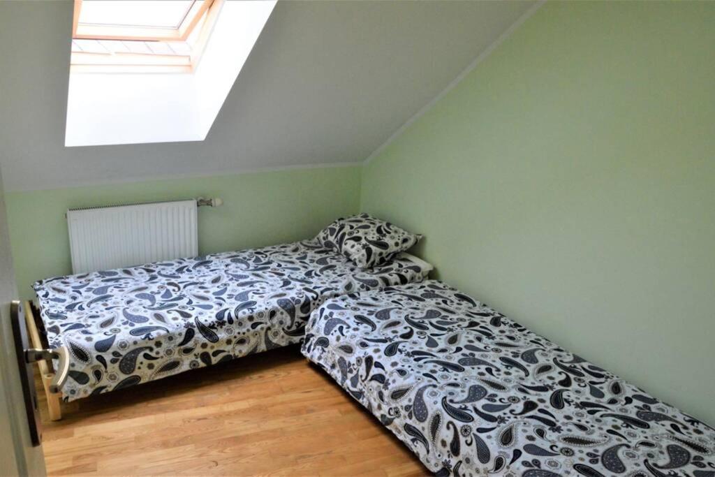 Private Sauna & 4 Bedrooms Old Town Rooftop Apartment VNO Esterno foto
