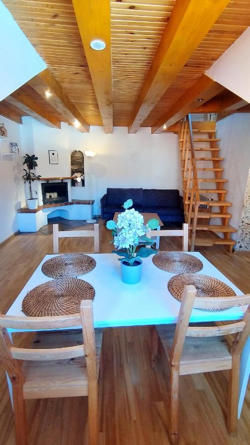 Private Sauna & 4 Bedrooms Old Town Rooftop Apartment VNO Esterno foto
